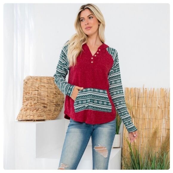 LAST 1 ! Holiday Christmas Winter Hoodie With Pockets New With Tags Festive 🎄 - Picture 2 of 6